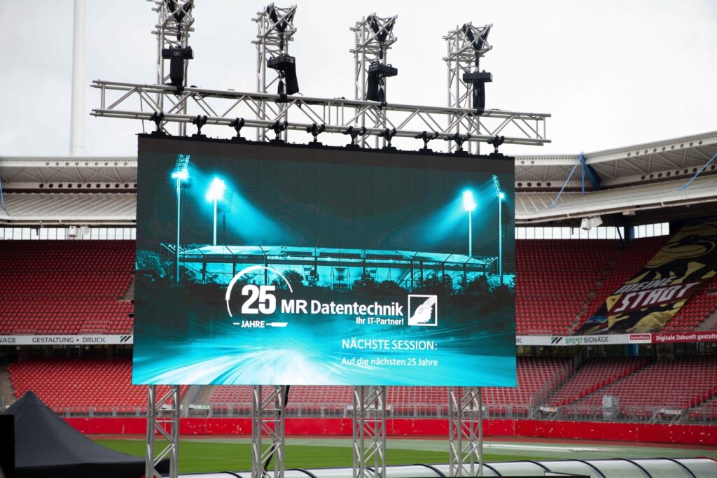 25 Jahre MR Hausmesse im Max-Morlock-Stadion